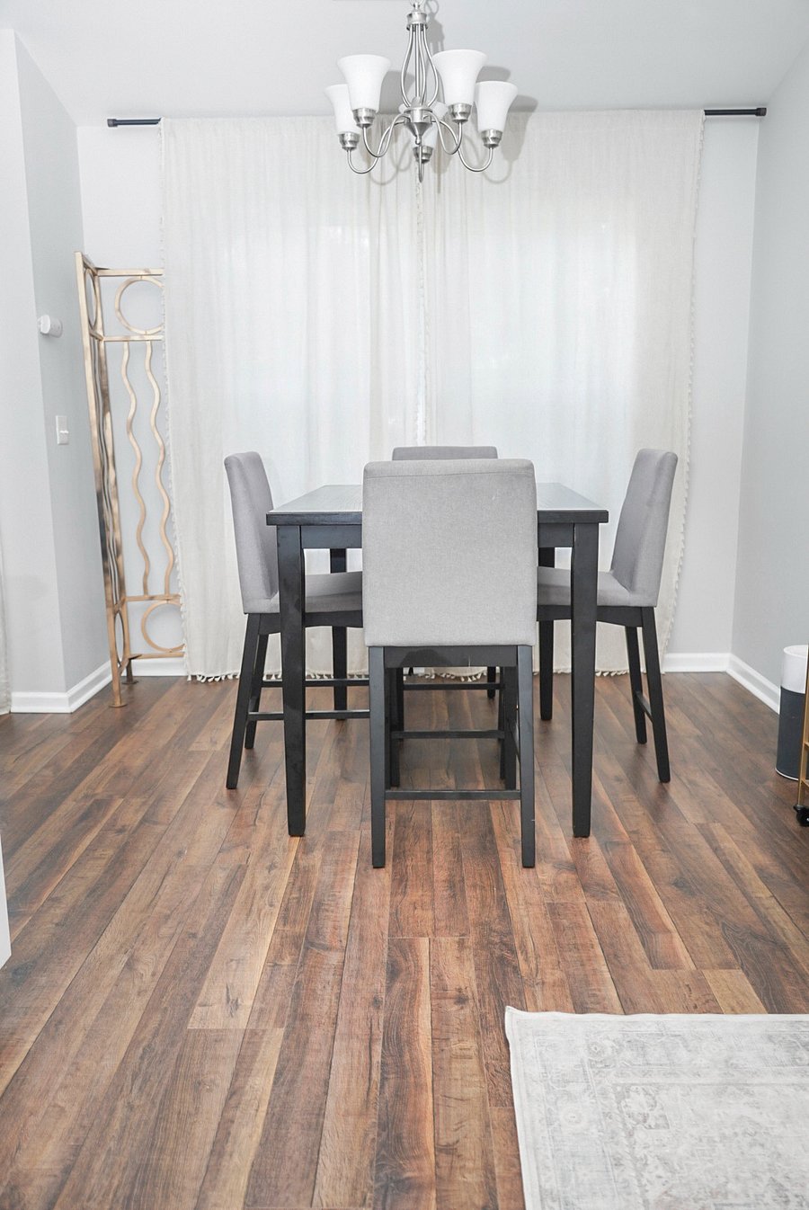 Enjoy meals or game nights at this stylish dining table, set in a bright and welcoming space. Its the perfect spot to gather with family or friends during your stay.