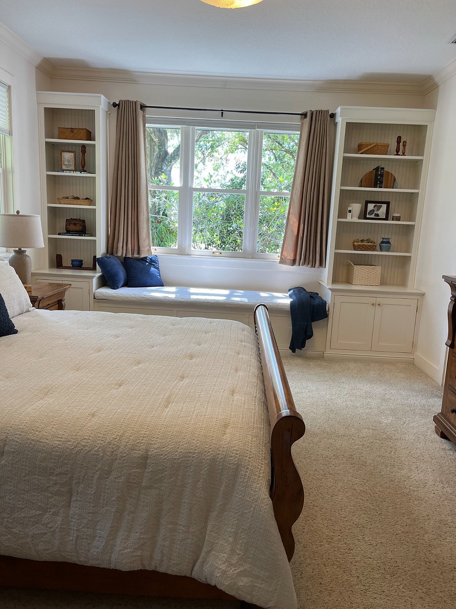 Window seat and custom shelves 