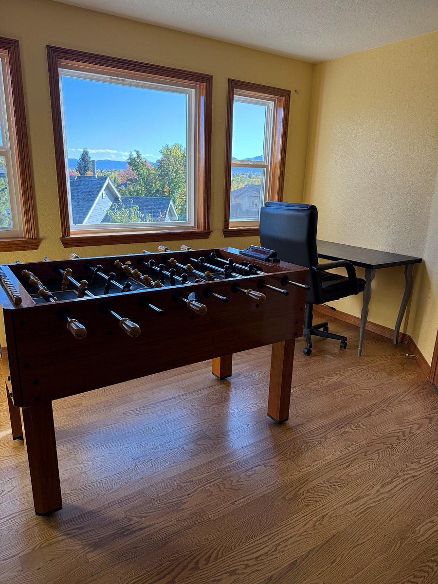 Desk/Workstation