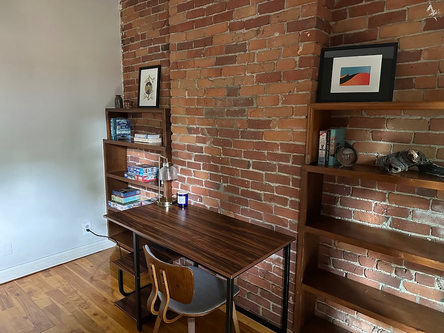 Office/multiuse space