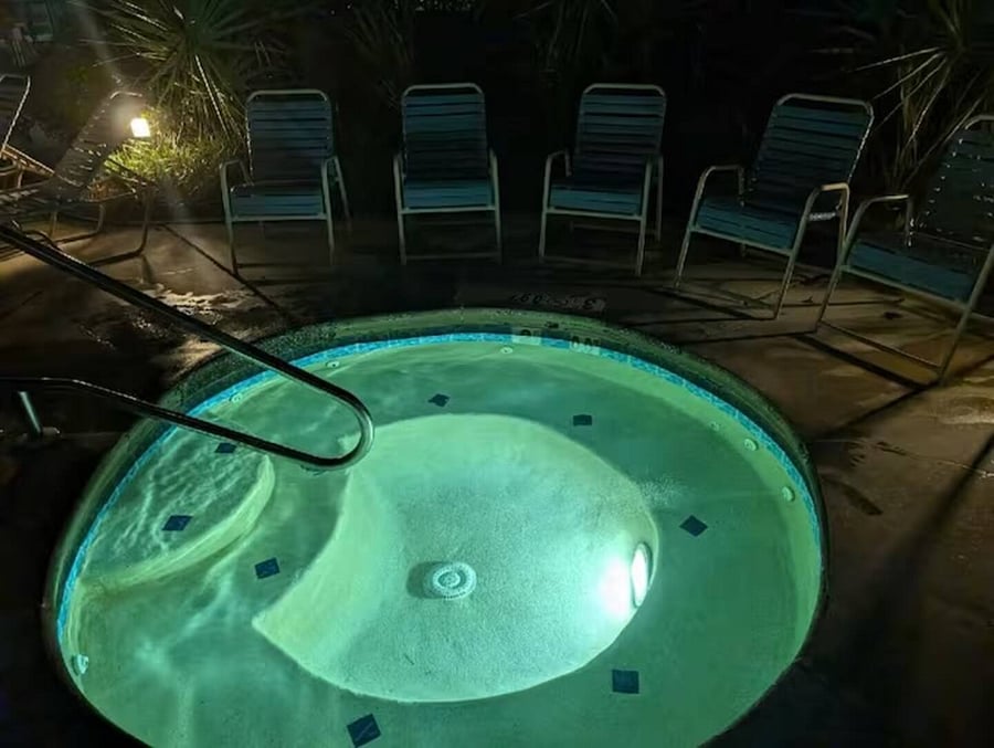 Hot tub