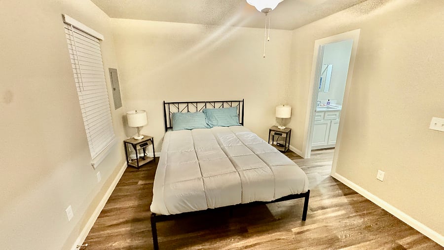 Bedroom 3 - Master