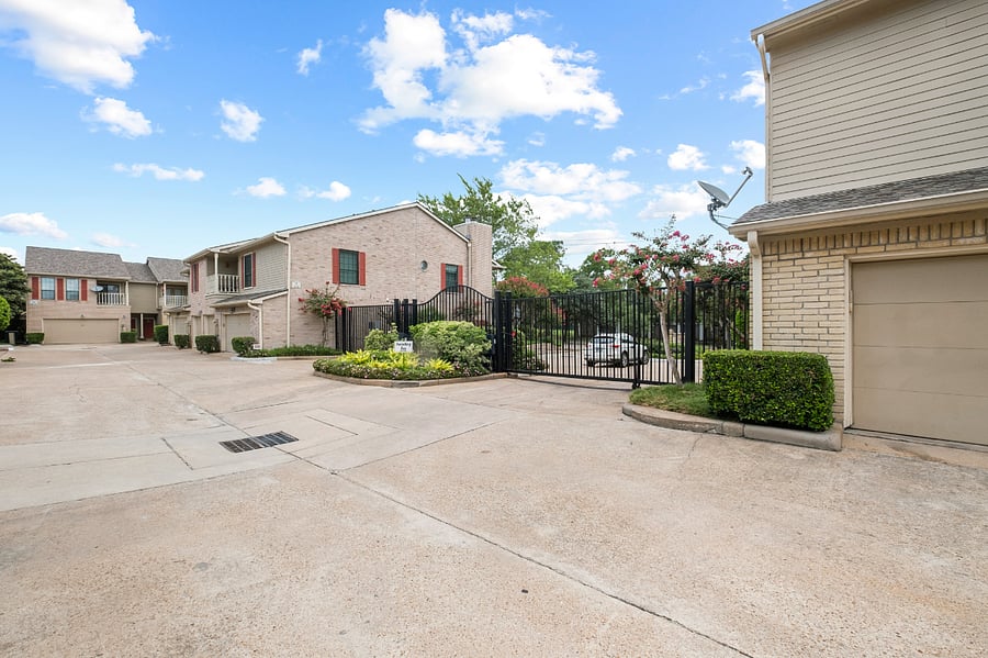 Furnished Finder property 867600_1 photo 3