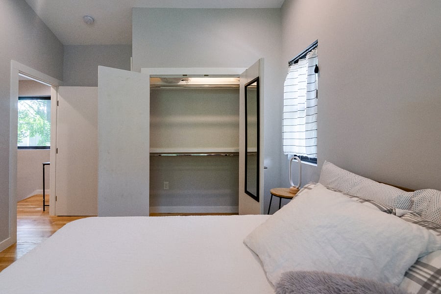 Top floor, closet