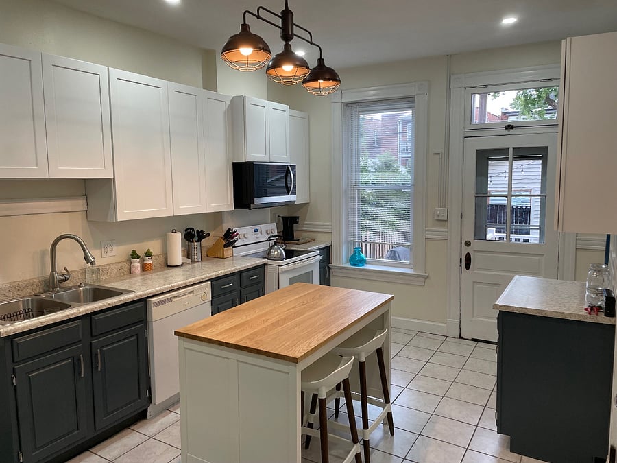 Newly renovated kitchen - with brand new microwave and breakfast bar island