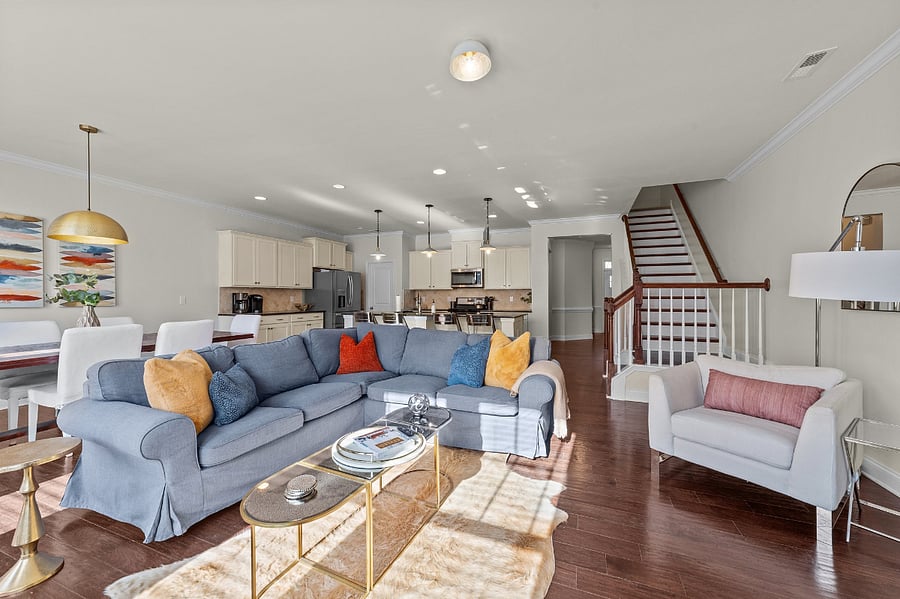 Open plan family, kitchen area