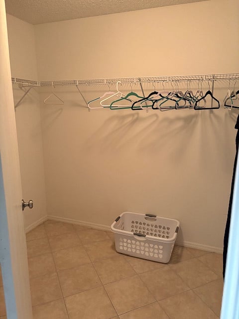 Furnished Finder property 867796_1 photo 16
