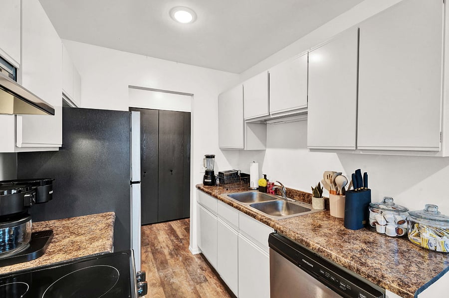 Furnished Finder property 867880_1 photo 9
