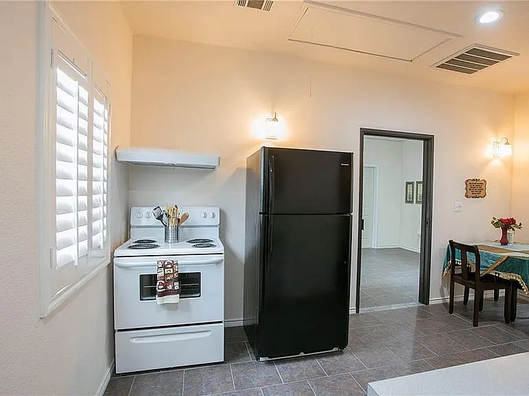 Furnished Finder property 867900_1 photo 4
