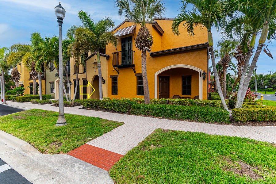 Furnished Finder property 868013_1 photo 3