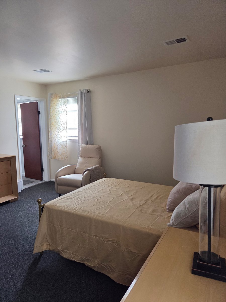 Furnished Finder property 868056_1 photo 5