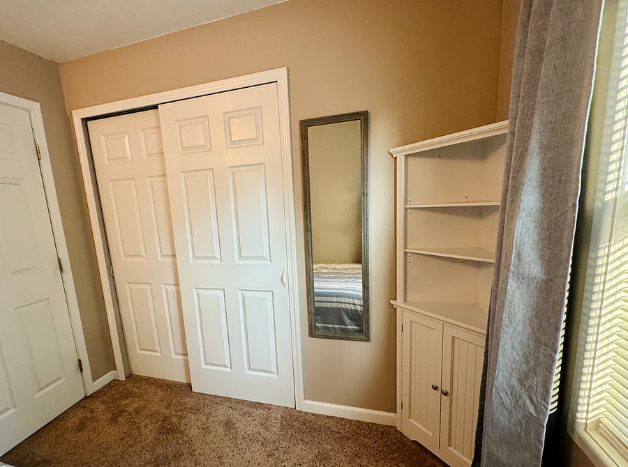 Built-in shelves and drawers in the closet