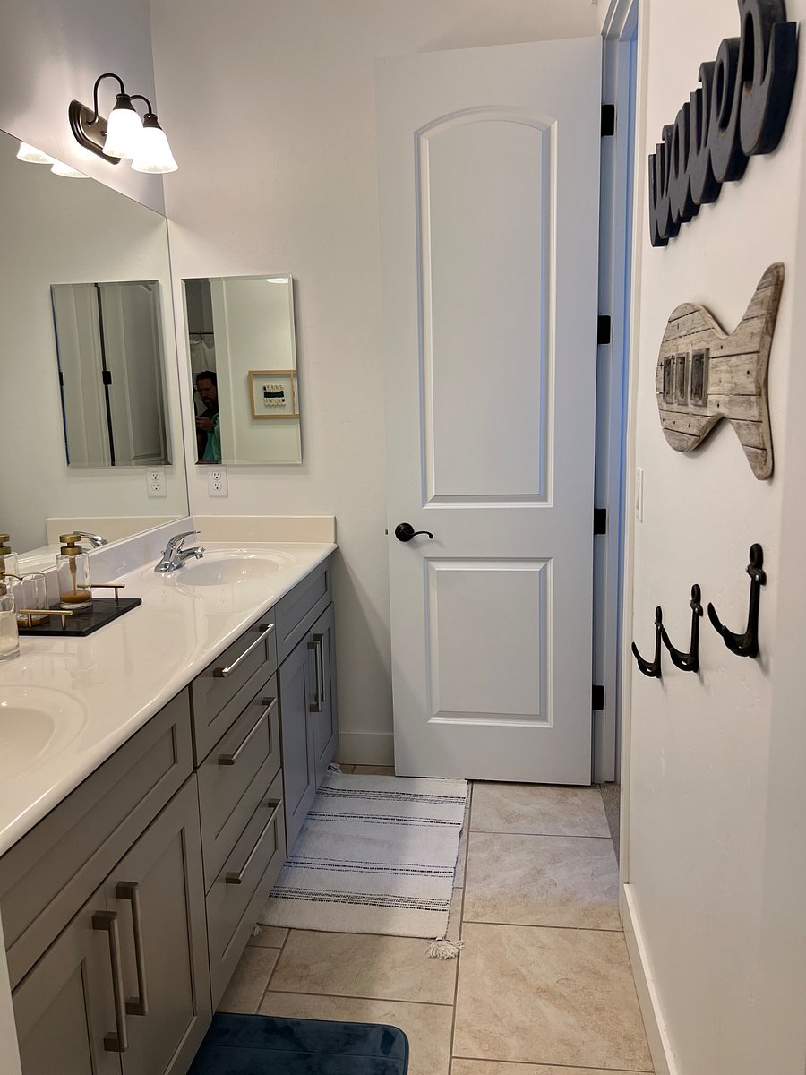 Upstairs Bathroom