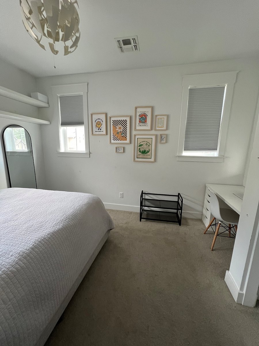 Queen Bedroom