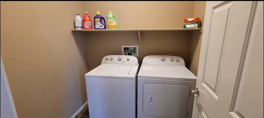 Furnished Finder property 868120_1 photo 6