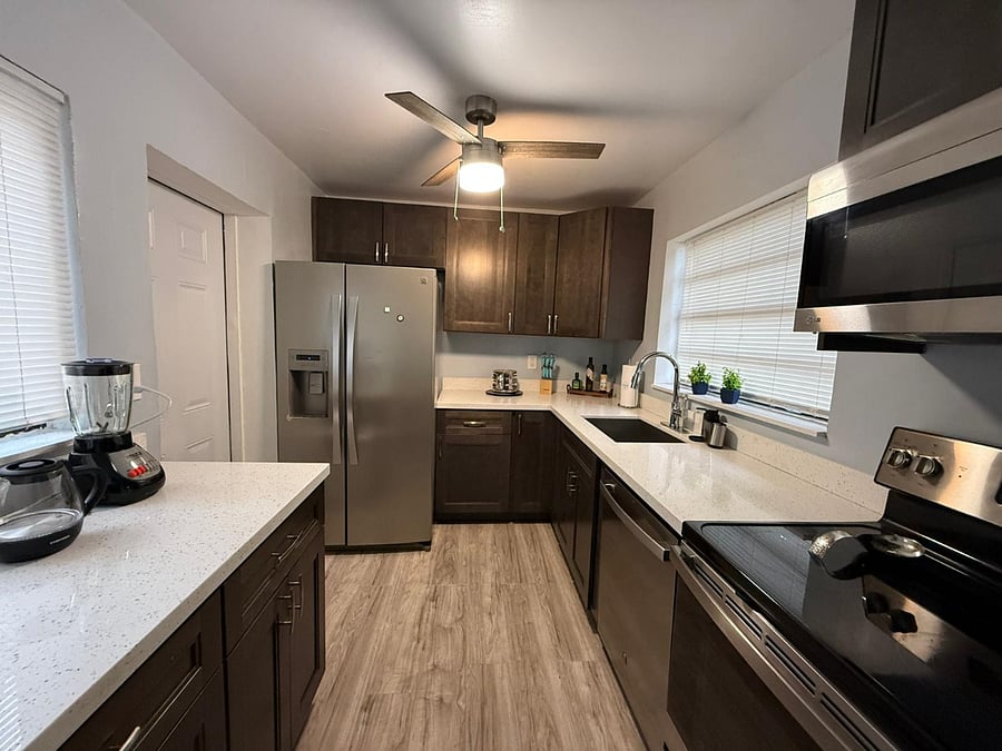 Furnished Finder property 868126_1 photo 17