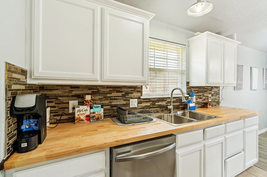 Furnished Finder property 868160_1 photo 17
