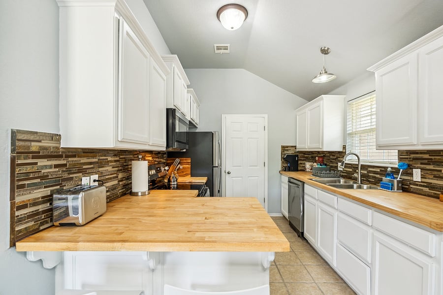 Furnished Finder property 868160_1 photo 18