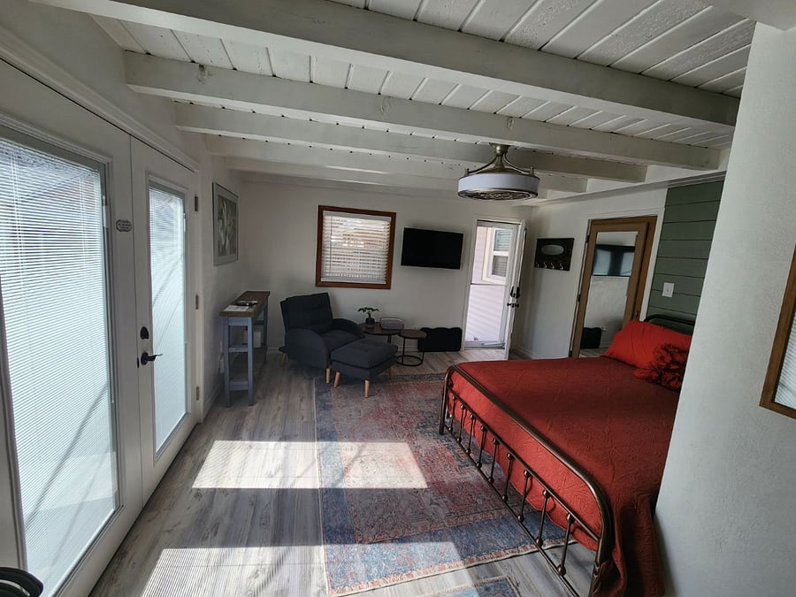 Back bedroom