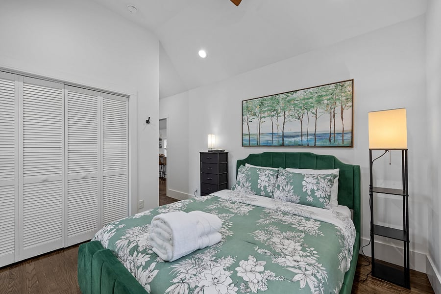 Furnished Finder property 868215_1 photo 18