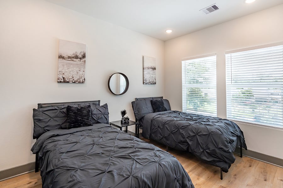 Furnished Finder property 868310_1 photo 5