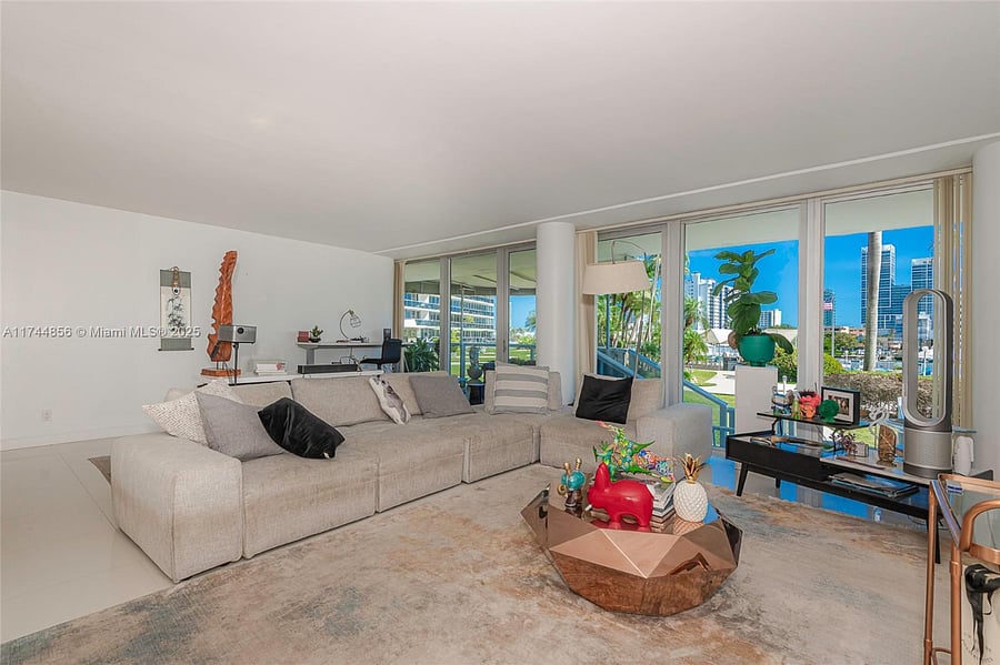 Furnished Finder property 868387_1 photo 6