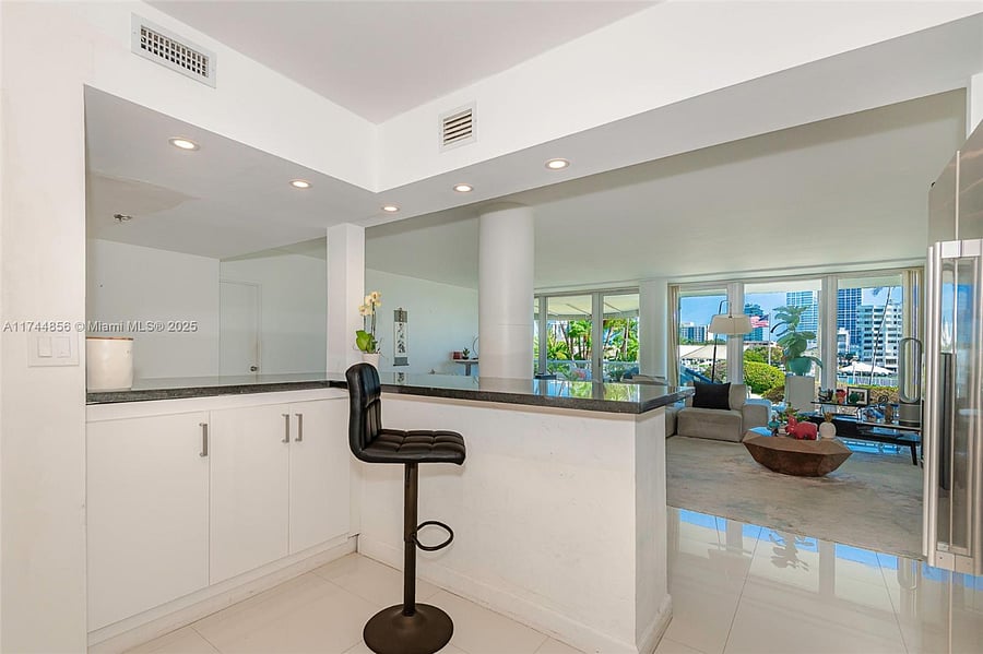Furnished Finder property 868387_1 photo 7