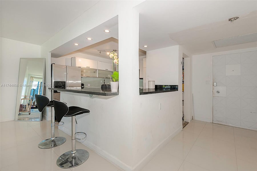 Furnished Finder property 868387_1 photo 10