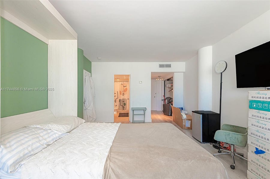 Furnished Finder property 868387_1 photo 4