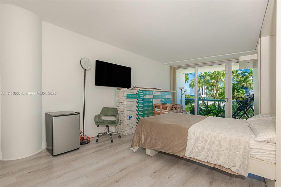 Furnished Finder property 868387_1 photo 24
