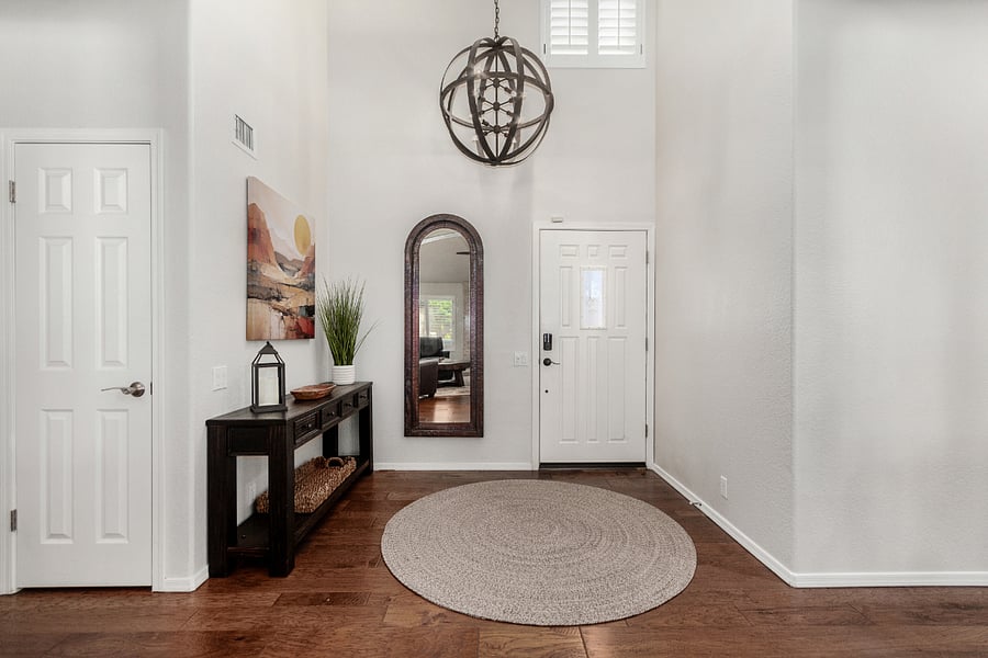 Foyer and entryway