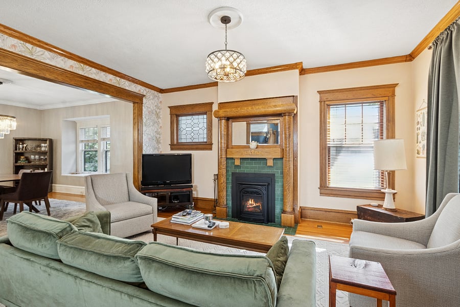 Living Room with Gas Fireplace
