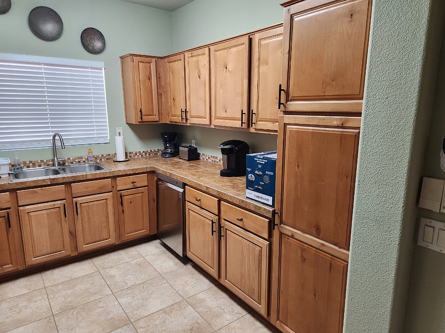 Kitchen right