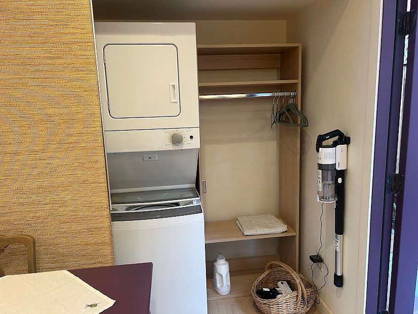 Washer dryer, dishwasher, electric stove top and oven, heating and cooling system ( FYI- it is Pacific Grove, so I've never needed to cool off!