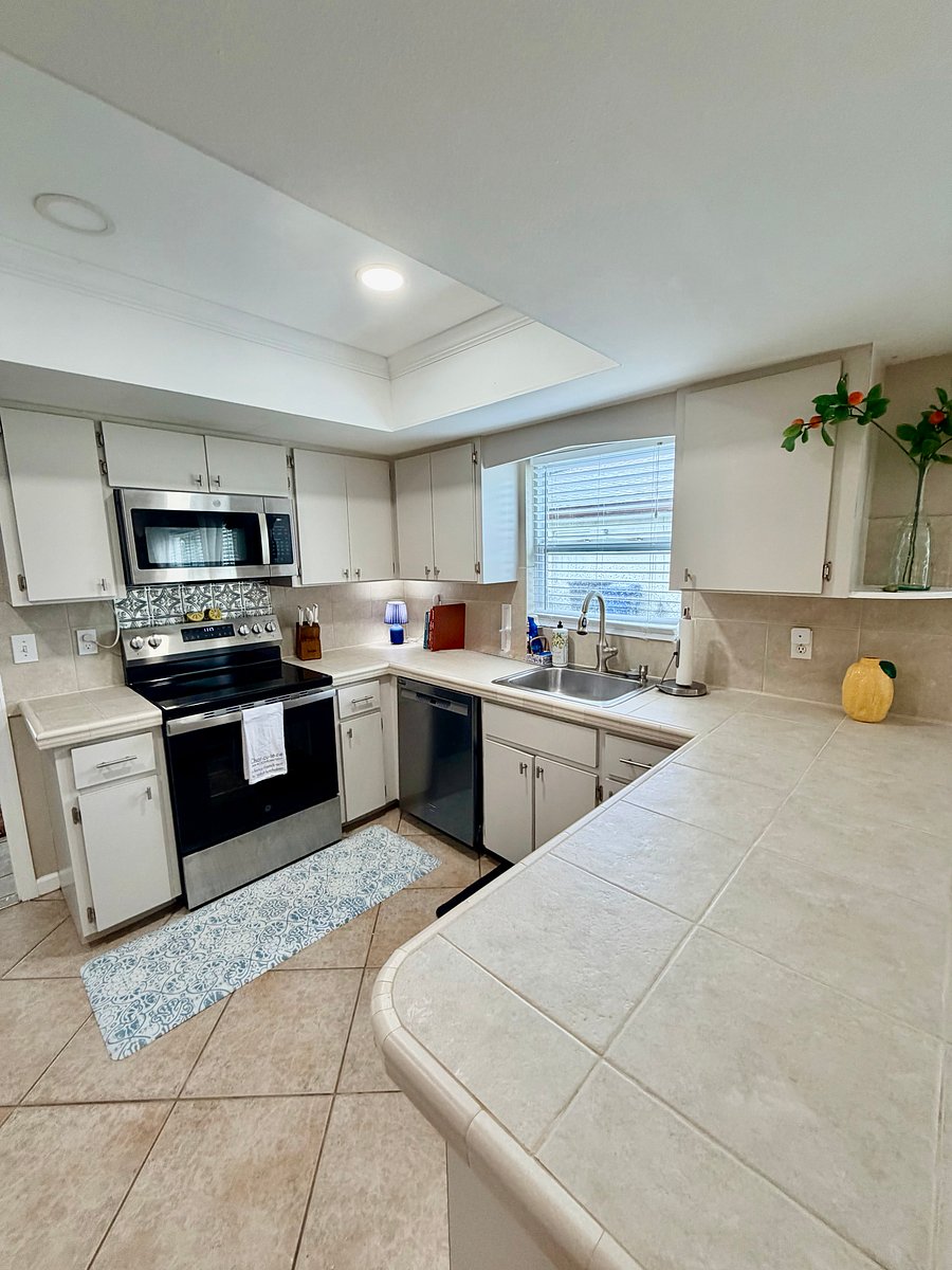 Furnished Finder property 868552_1 photo 14
