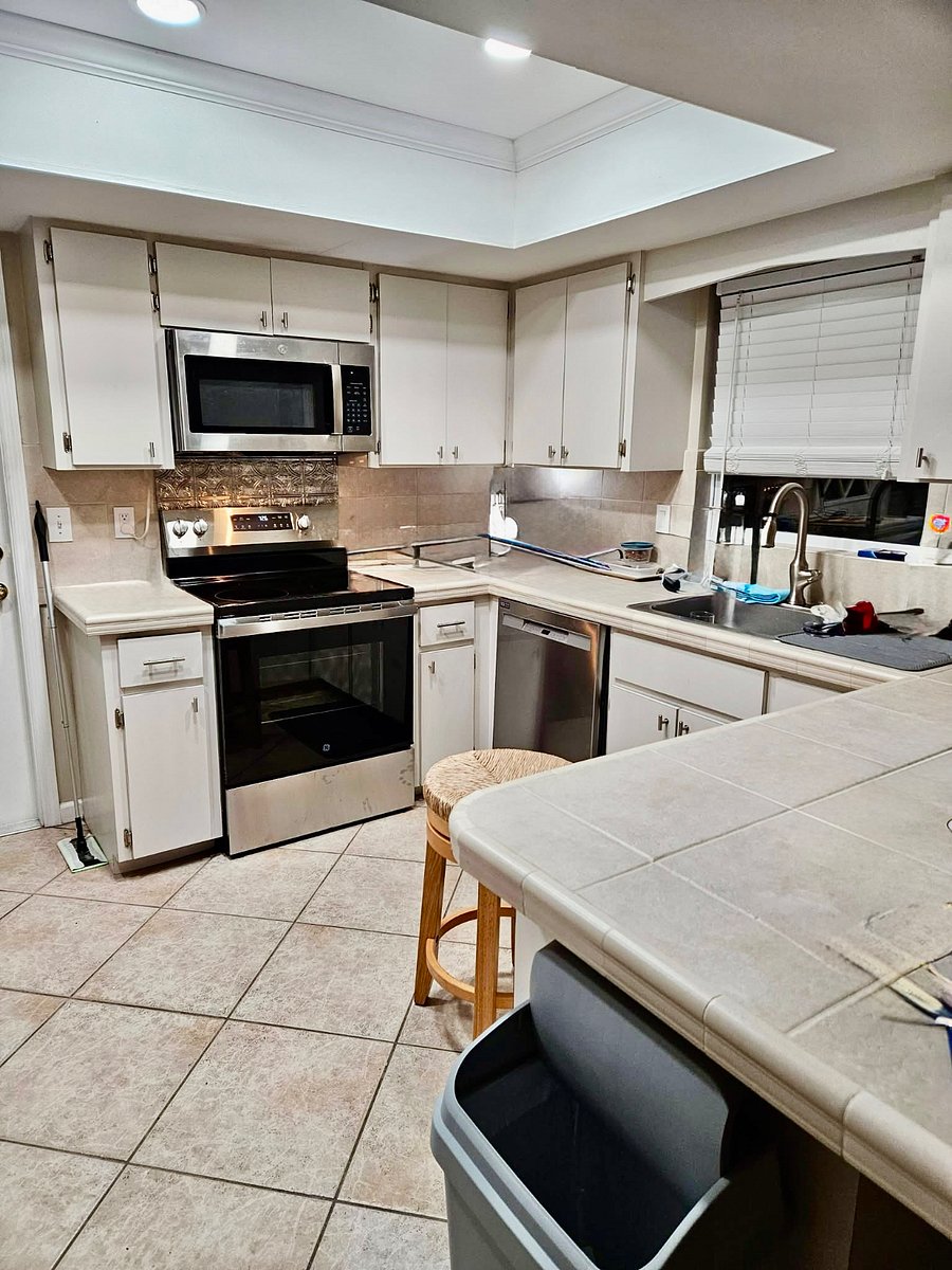 Furnished Finder property 868552_1 photo 17