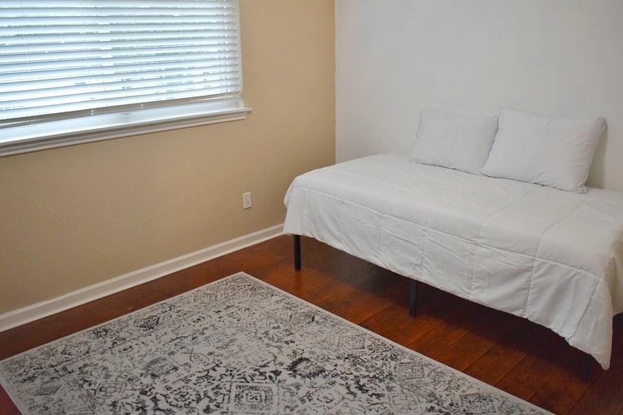 Furnished Finder property 868555_1 photo 15