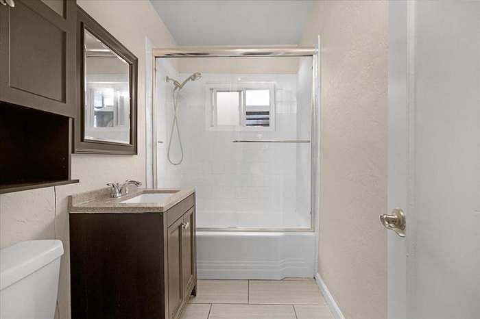 Full bathroom