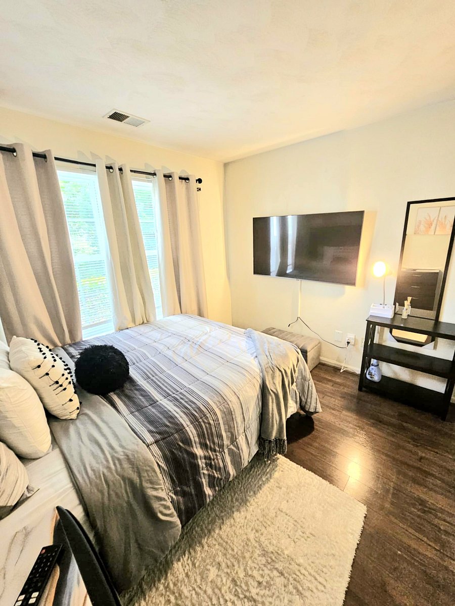 Furnished Finder property 868572_1 photo 9