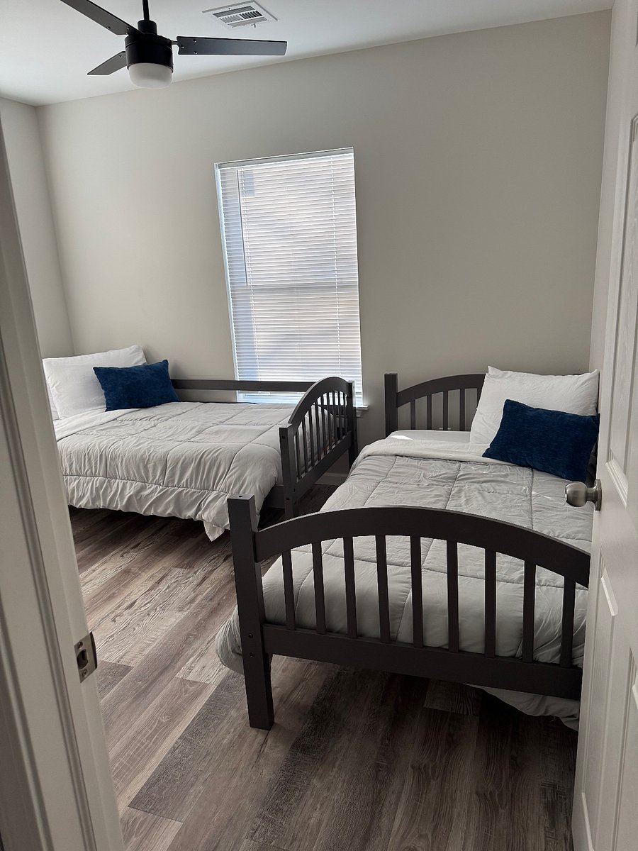 Furnished Finder property 868585_1 photo 11