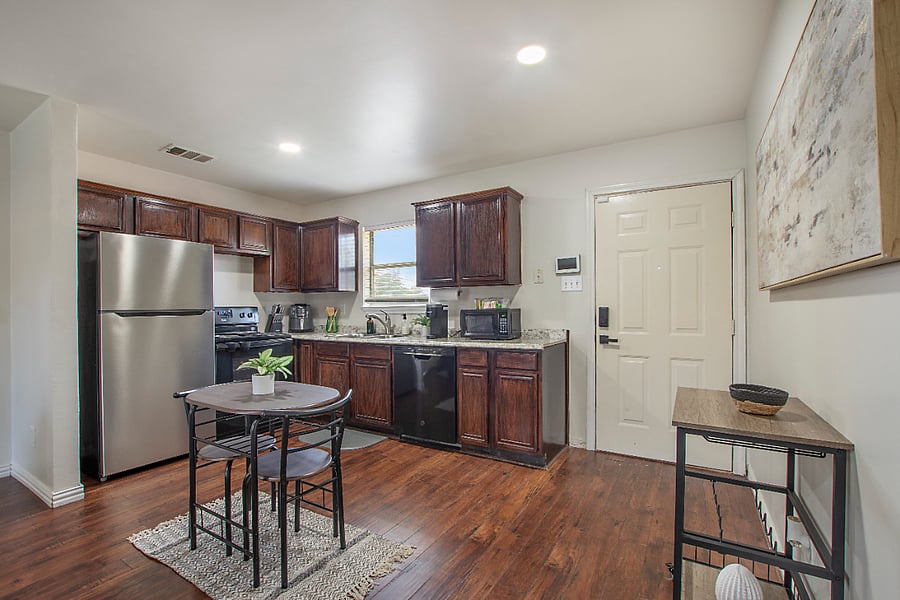 Furnished Finder property 868588_1 photo 3