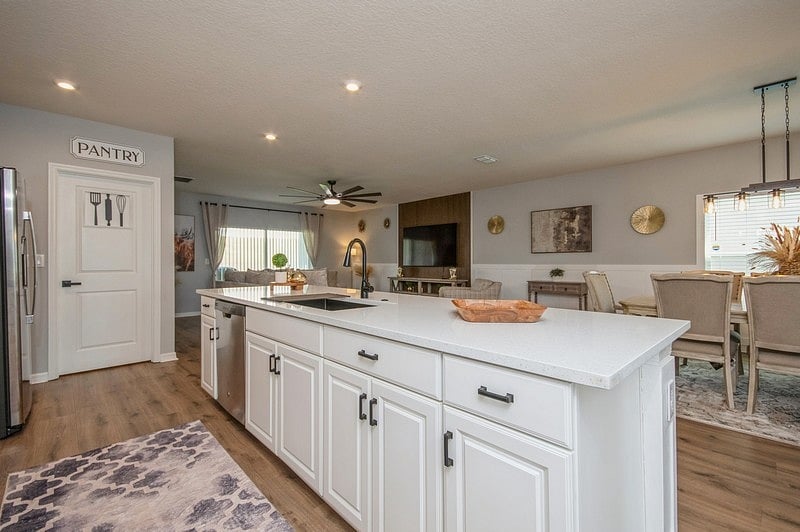 Furnished Finder property 868637_1 photo 5