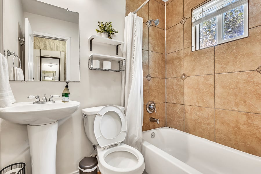 Furnished Finder property 868663_2 photo 17
