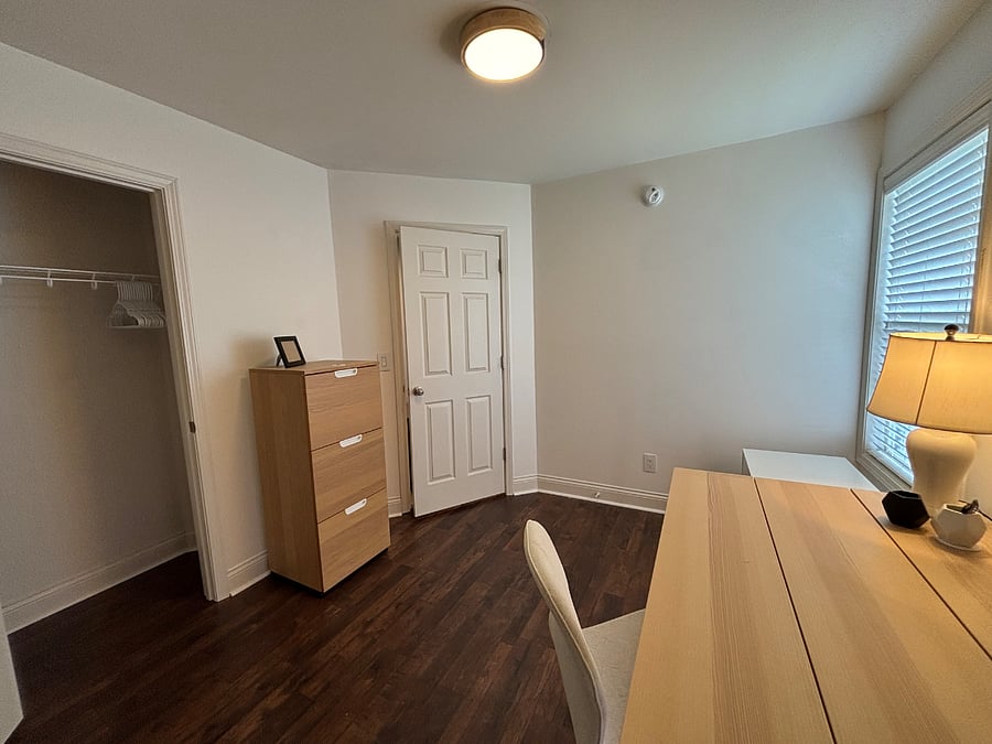 Office/bedroom 2