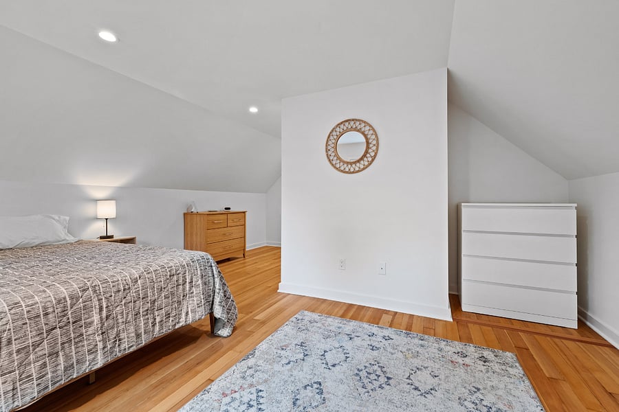 Upstairs bedroom 1.