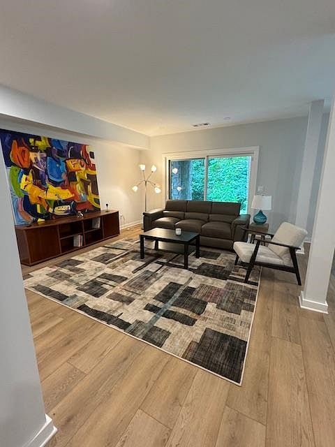 Furnished Finder property 868764_1 photo 4
