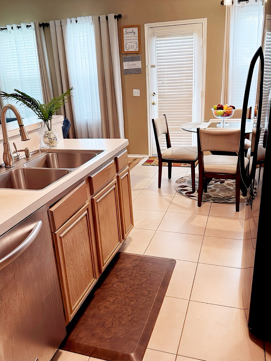 Furnished Finder property 868774_1 photo 3