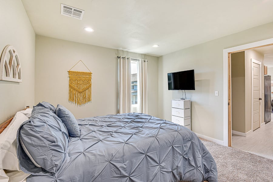 Furnished Finder property 868800_1 photo 17