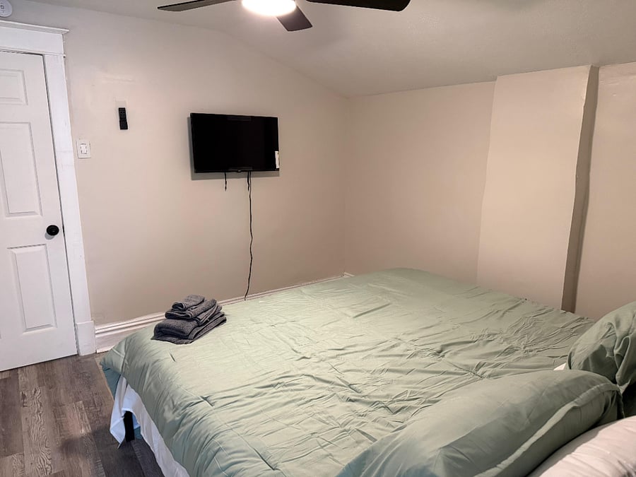 Furnished Finder property 868814_1 photo 6
