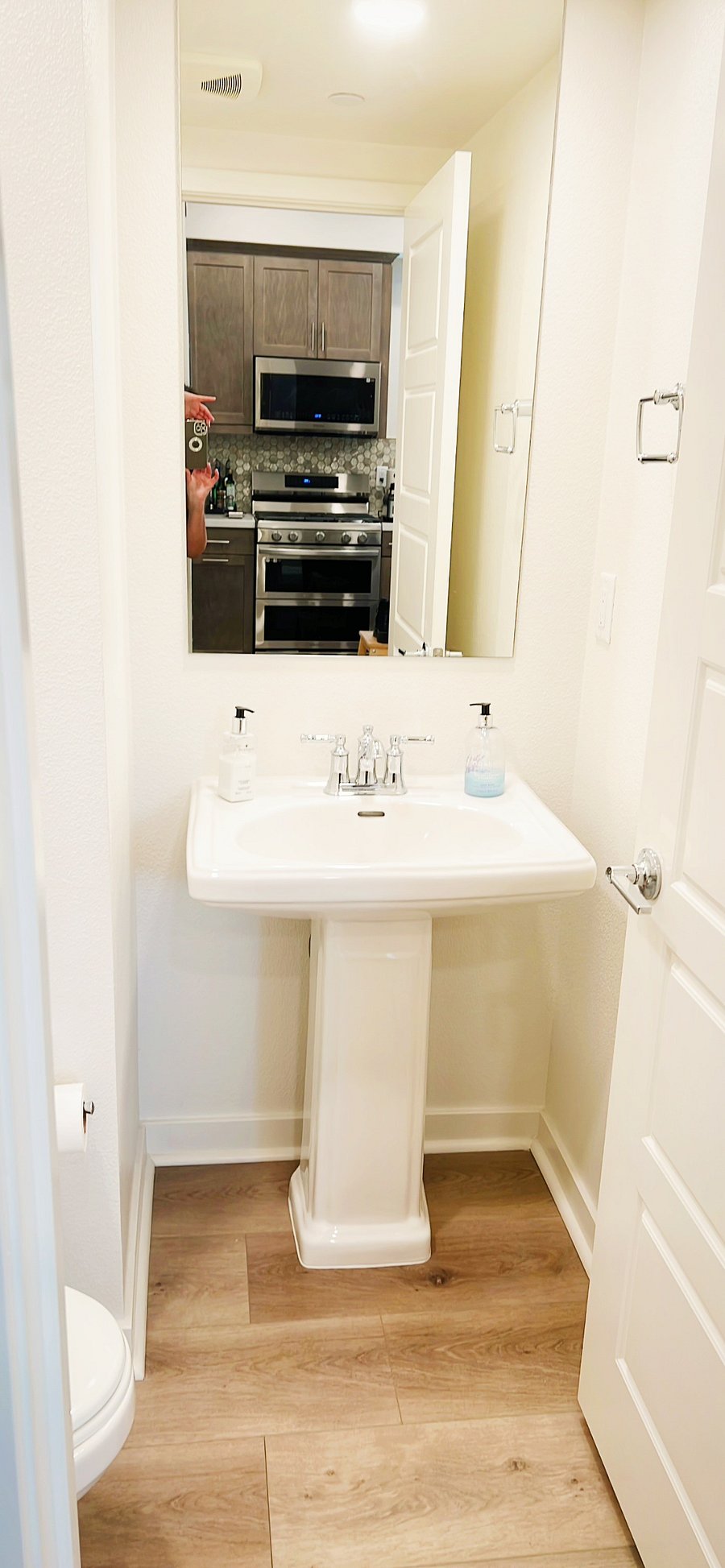 Furnished Finder property 868818_1 photo 4